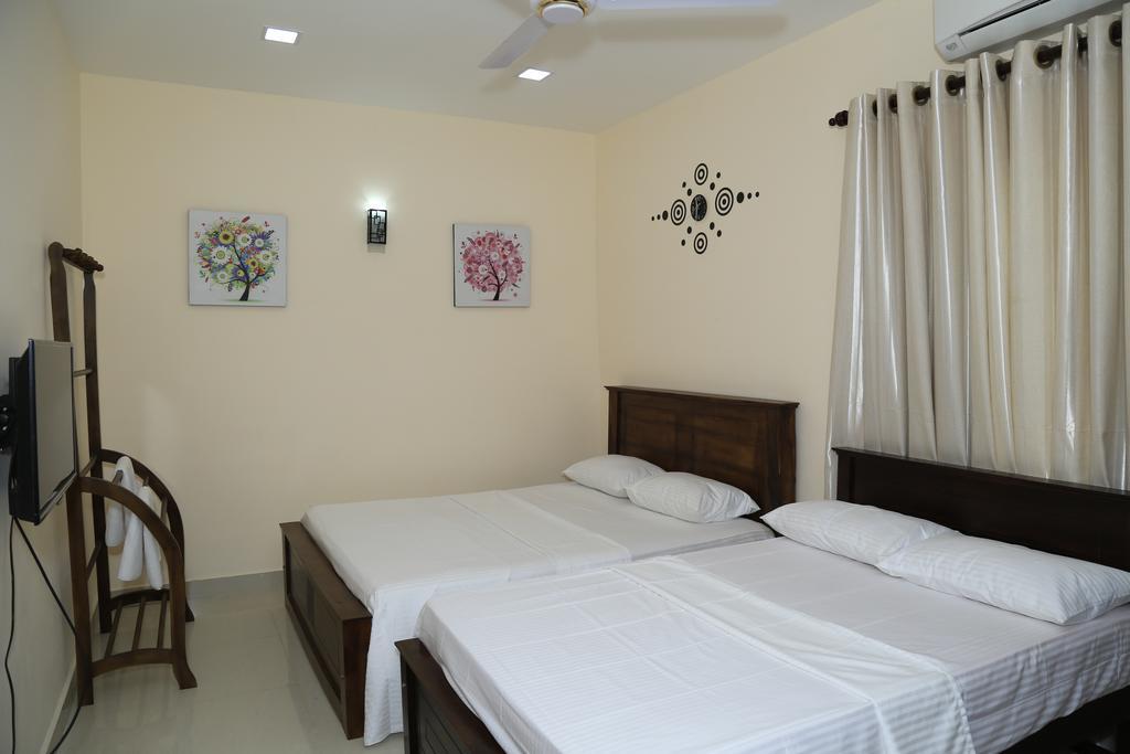 Superior Rest Hotel Jaffna Exterior photo